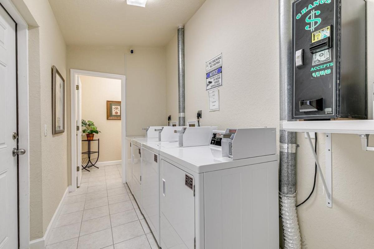 Walkable To Restaurants And Steps To The Beach! - Coconut Villa'S Suite 10 St. Pete Beach Εξωτερικό φωτογραφία